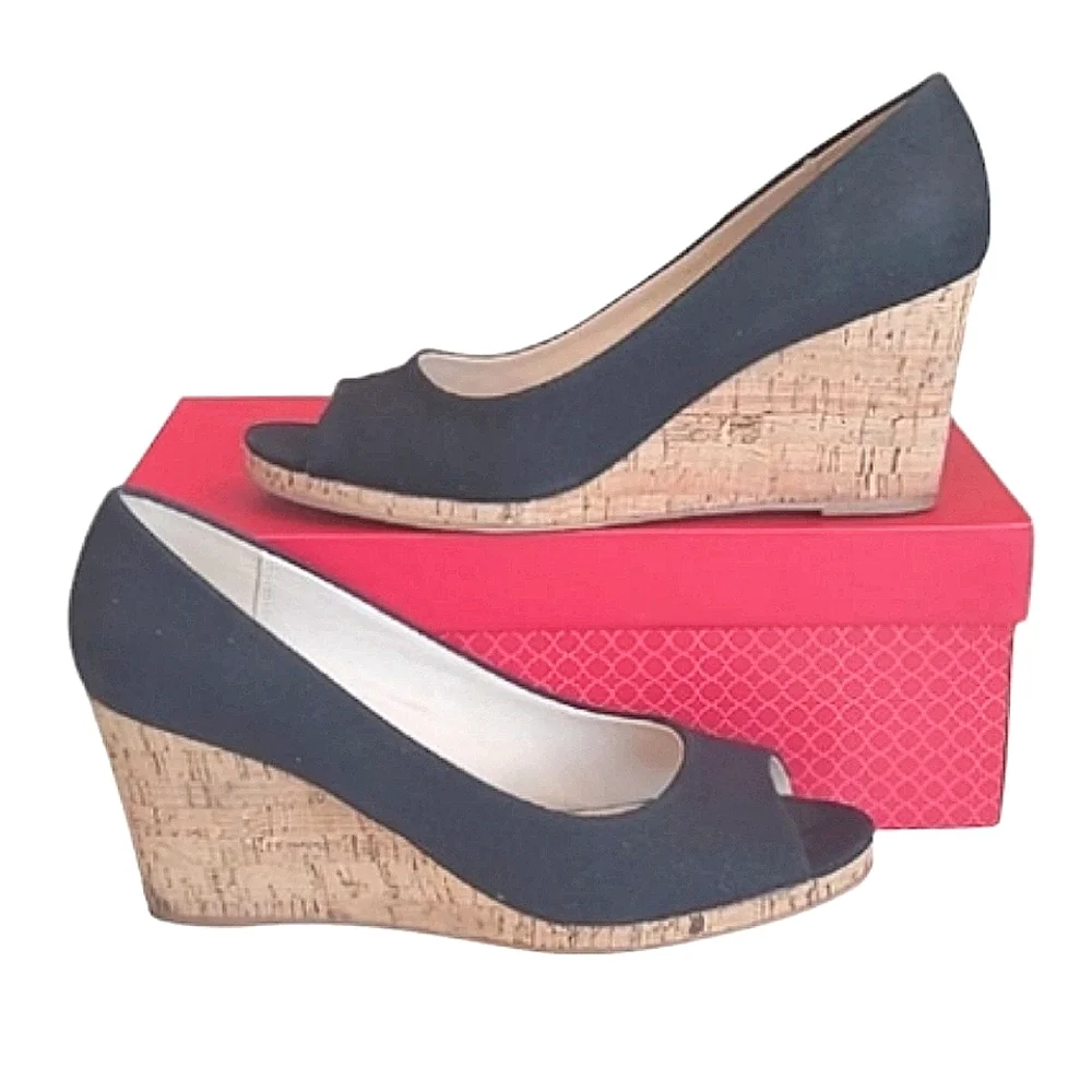 Kelly & Katie Kaydena Wedge Sandals Peep Toe Slip On 3 Inch Heel Canvas Shoes 9